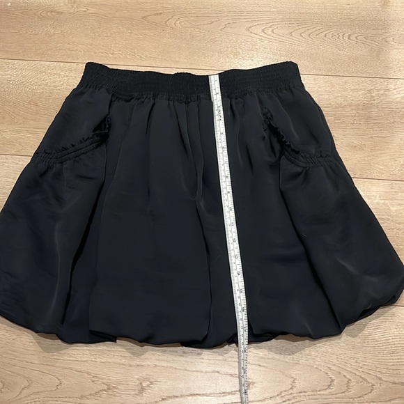 NWOT Michael Kors bubble hem volume gathered shirt. - Picture 7 of 7